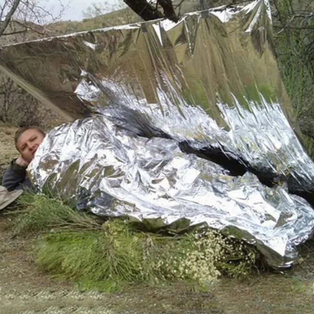 Yeston Emergency Mylar Thermal Rescue Survival Blanket For Outdoor Camping